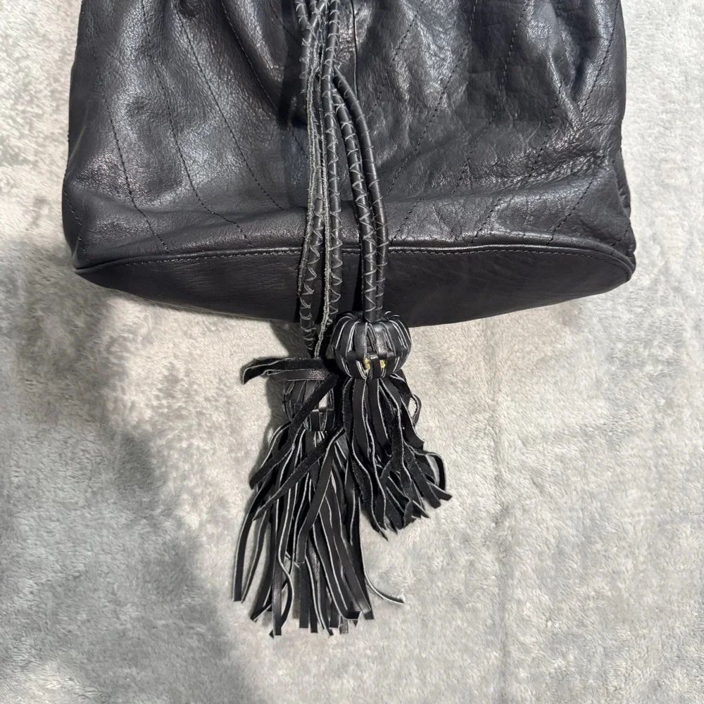 VTG Y2K Steven Steve Madden Leather Bucket Hobo Hand Bag Western Grunge Indie‎